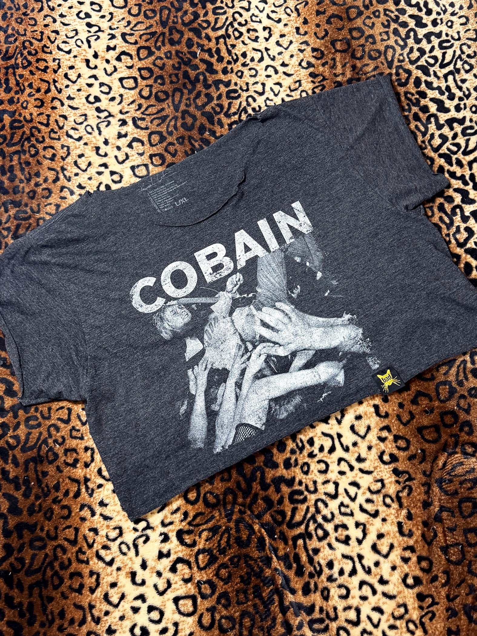Cobain Crowd Surfing Off-The-Shoulder Crop Top